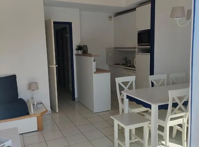 Ile Au Pre Vue Et Golf *