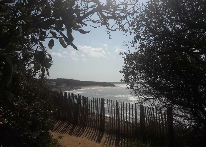 Ile Au Pre Vue Et Golf