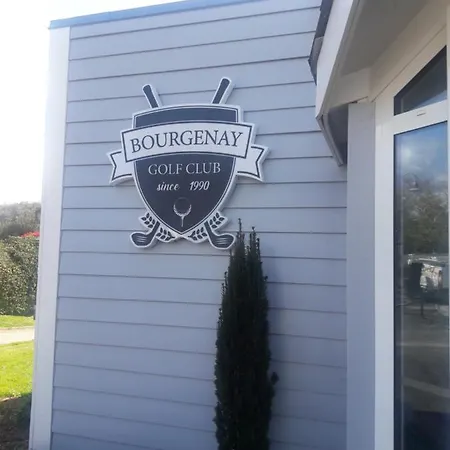 Ile Au Pre Vue Et Golf