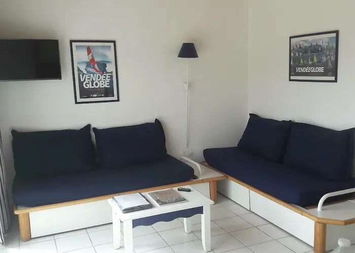 Ile Au Pre Vue Et Golf